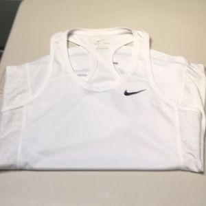 Nike drifit tank